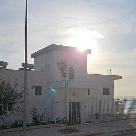 Nora'S Guesthouse Sarandë Exterior foto
