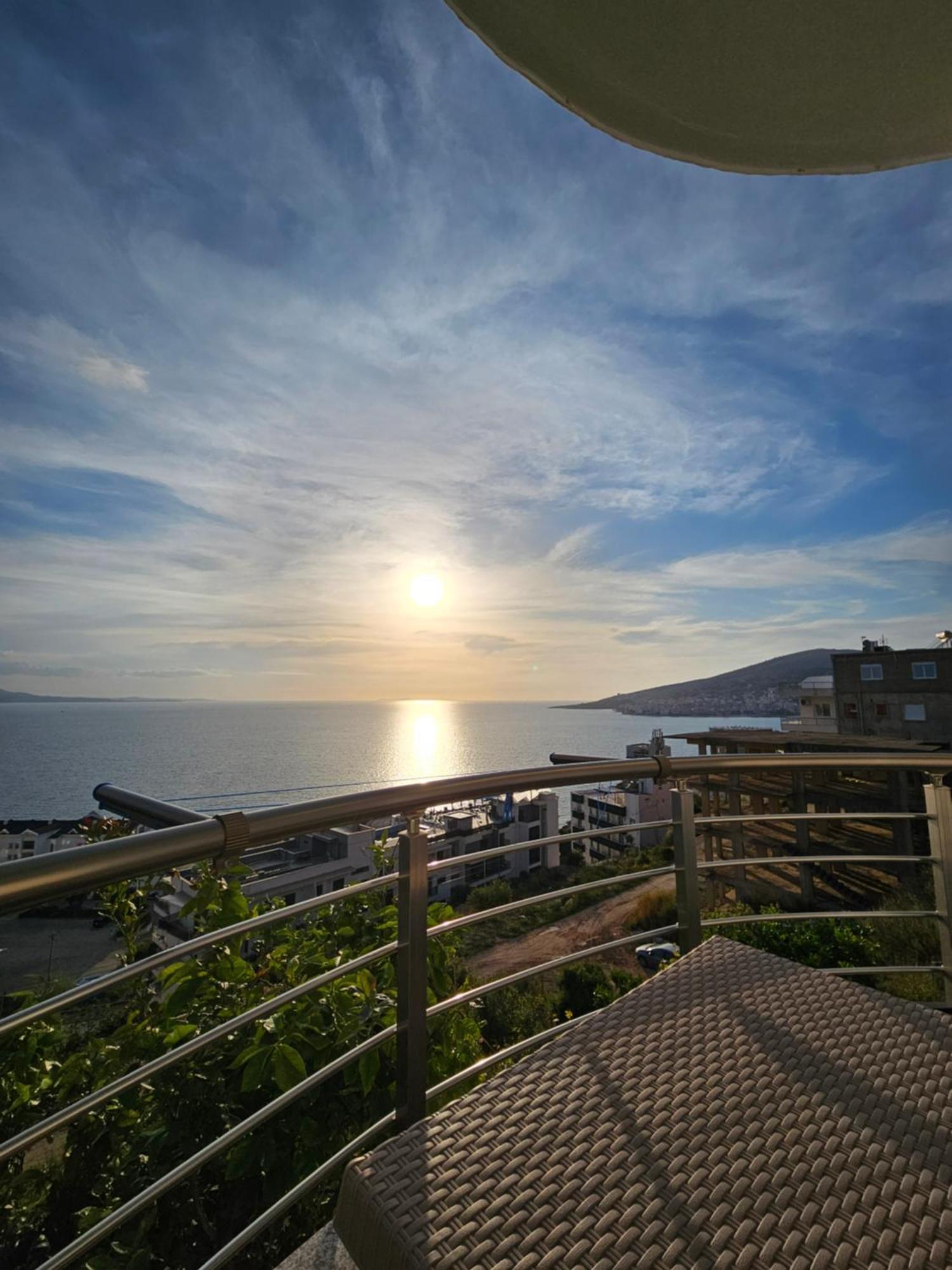 Nora'S Guesthouse Sarandë Exterior foto